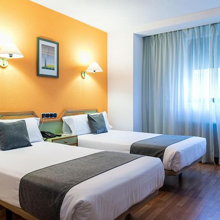 Hotel Alda Ґіхуело Екстер'єр фото